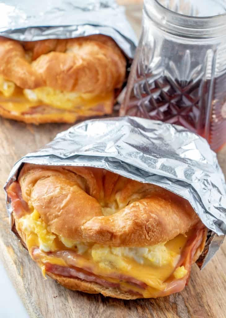 Bagel breakfast sandwiches